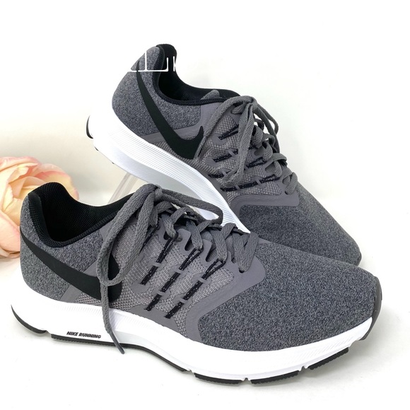nike run swift gunsmoke